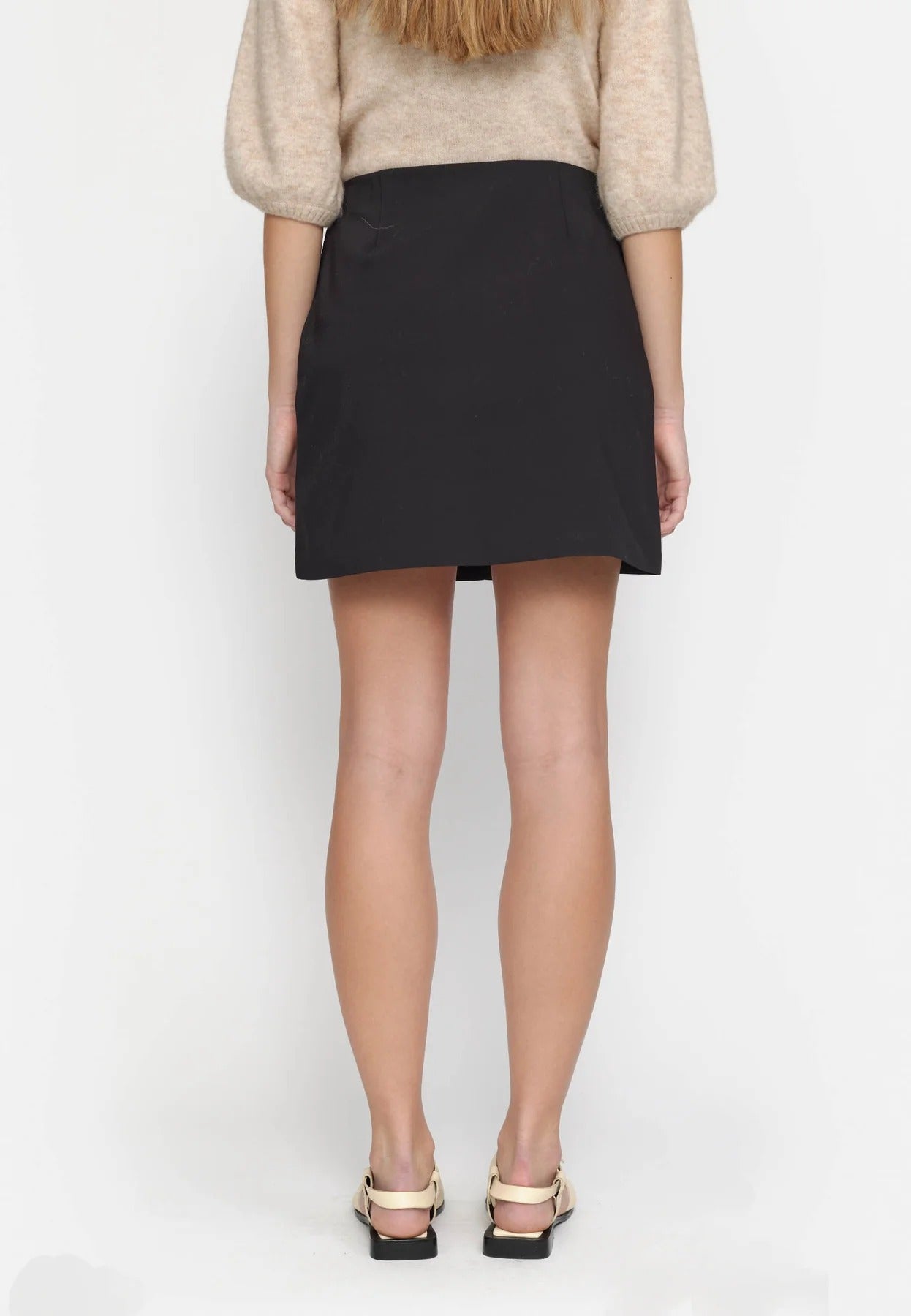 Hibiscus Skirt (Black)