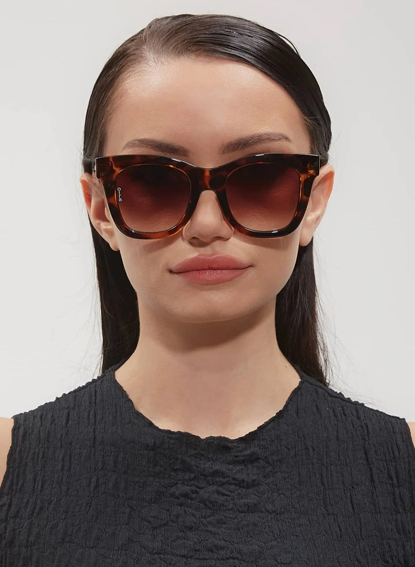 Cece Tort/Brown Fade