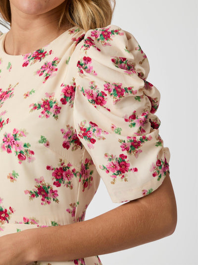 Benuti Amazing Rose Dress Light pink