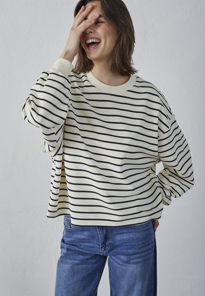 Eliso Sweater Cream Black