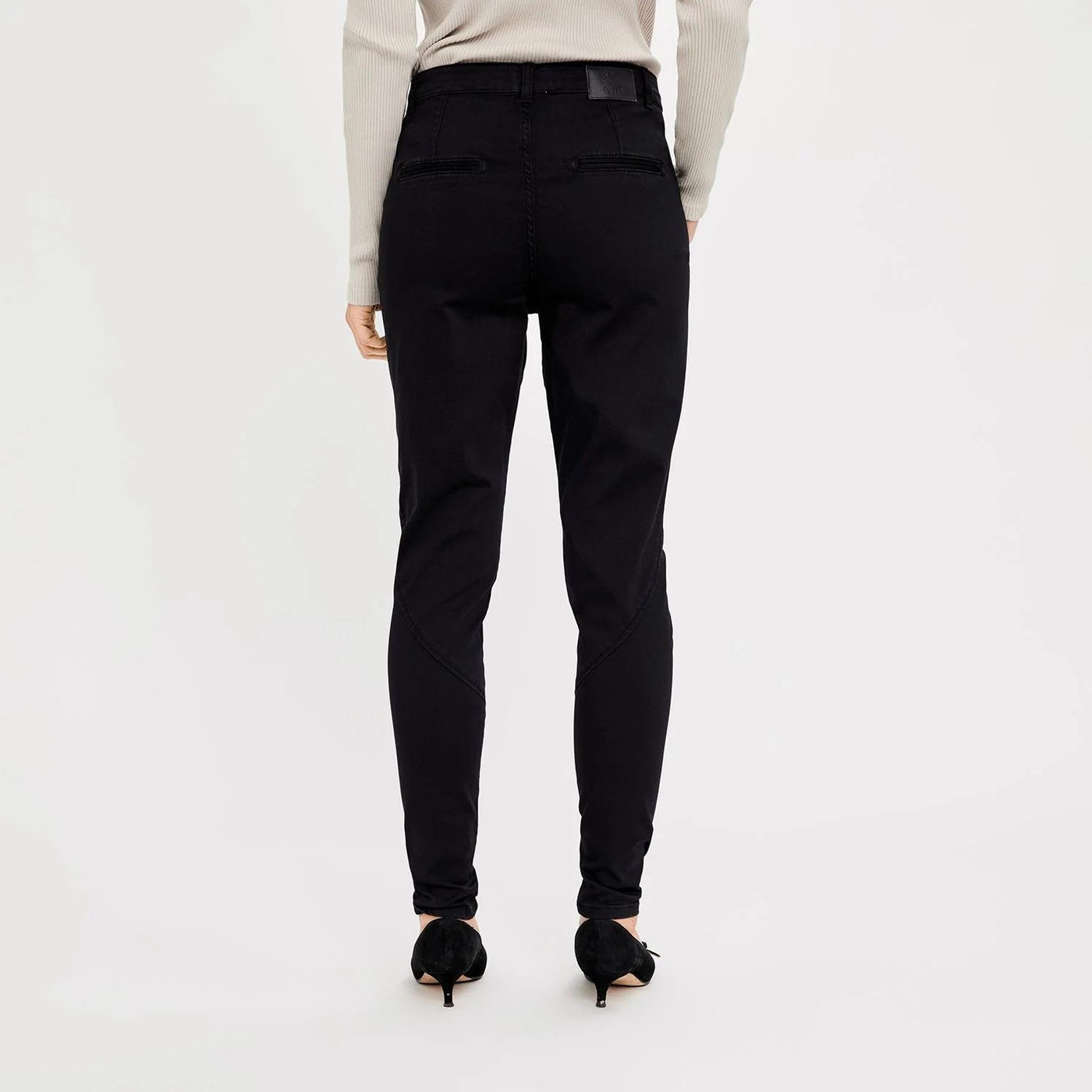 Jolie 606 Gun Black