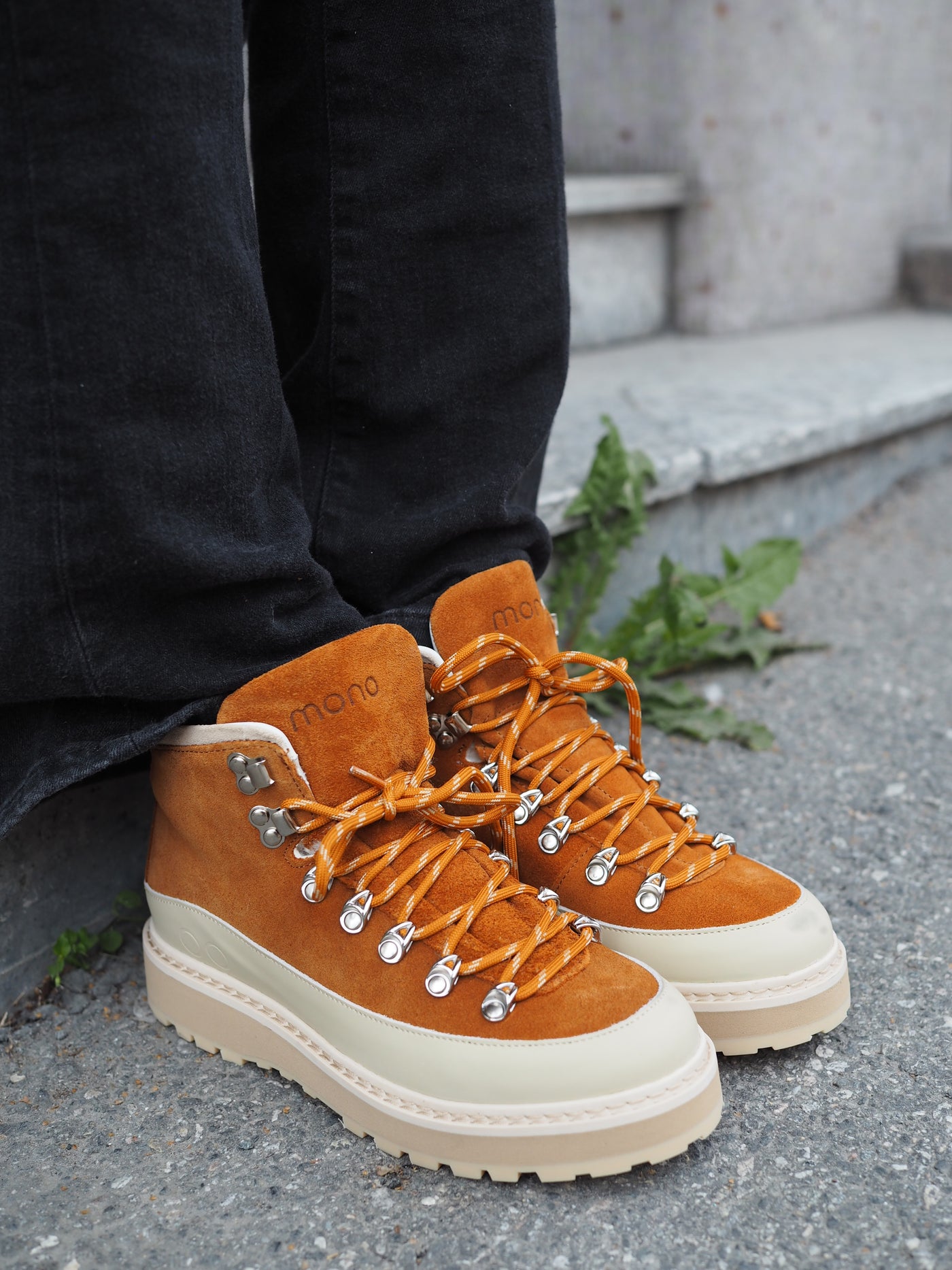 Hiking Core Cap Suede Cognac