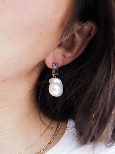 Baguette & pearl drop earrings