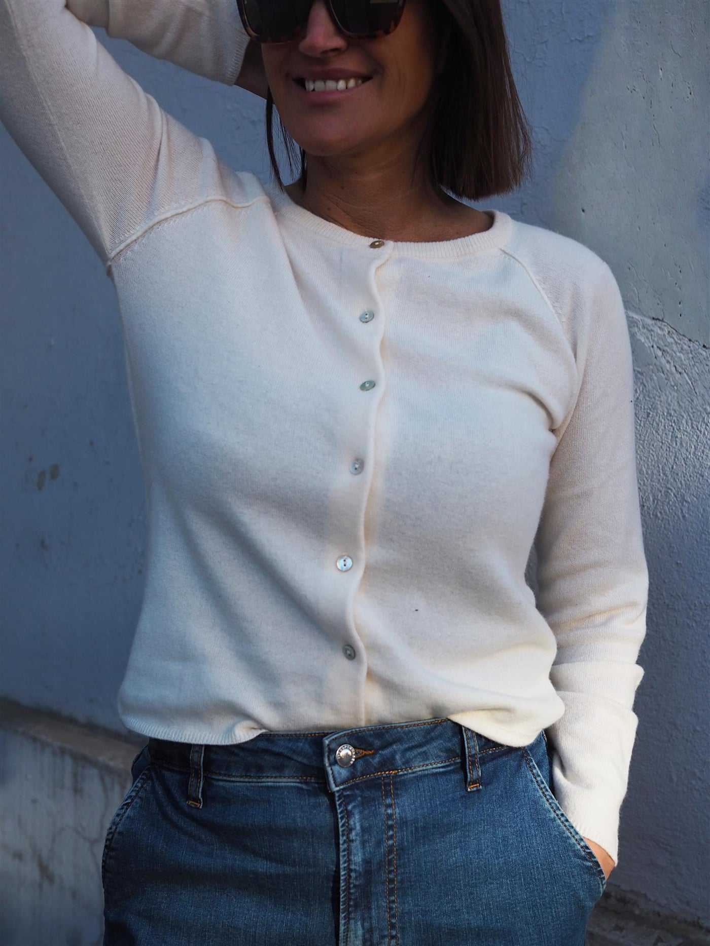 Laica LS O-neck Raglan Cardigan Ivory