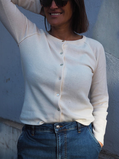 Laica LS O-neck Raglan Cardigan Ivory