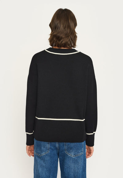 Flora Knit