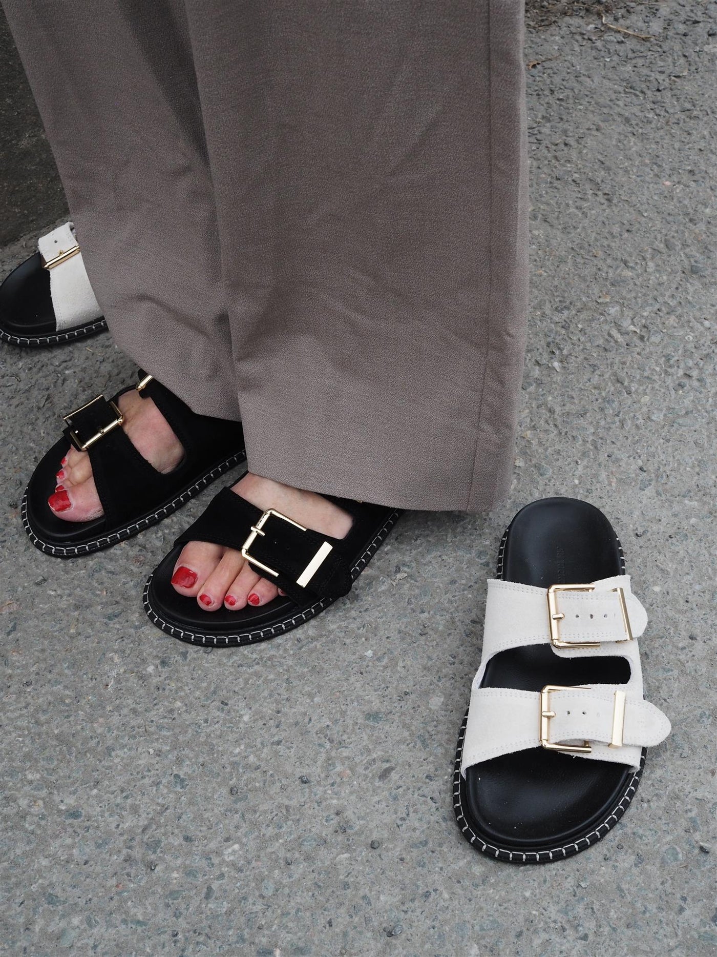 Mary Suede Sandals Black
