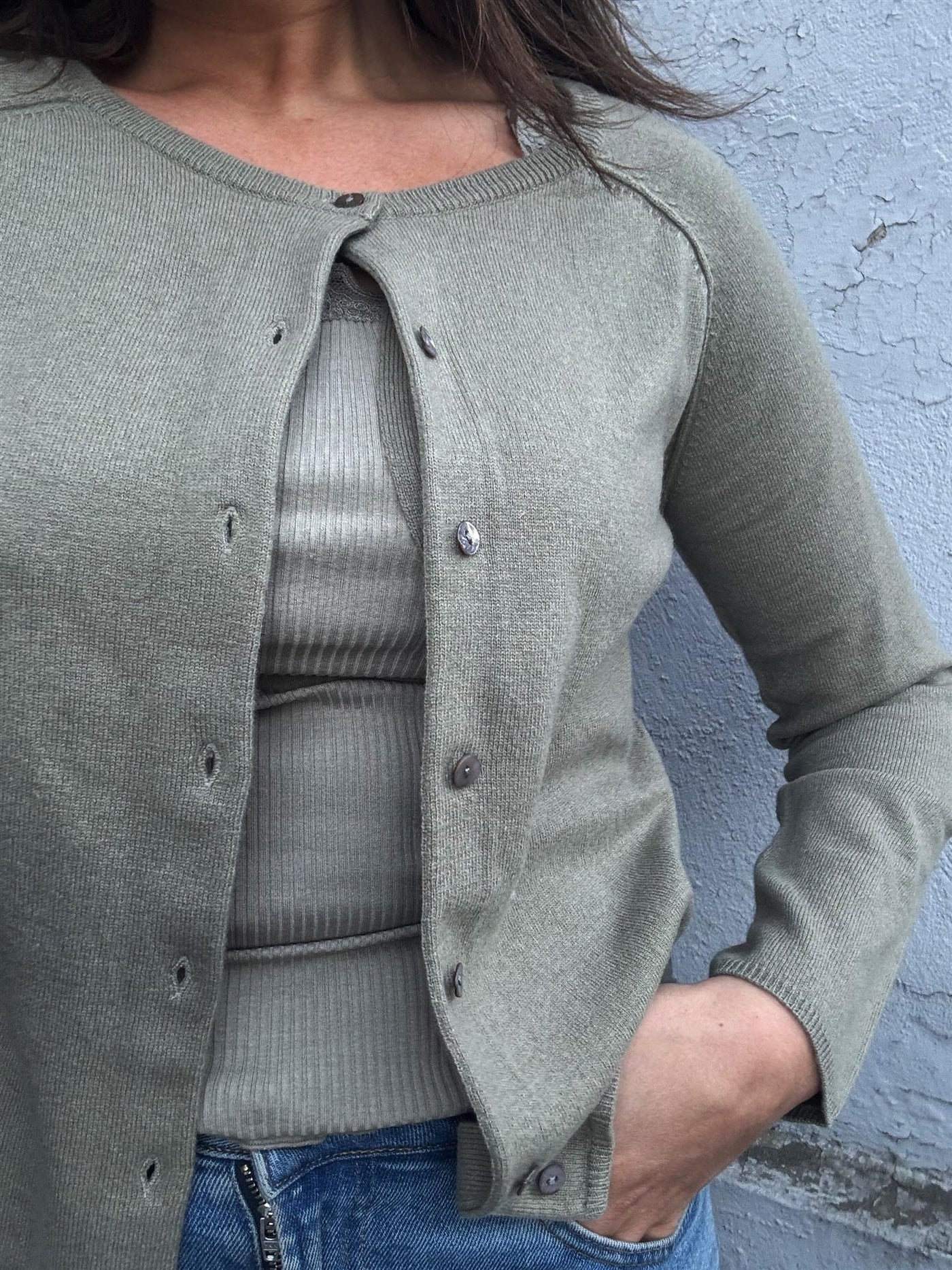 Laica LS O-neck Raglan Cardigan laurel oak