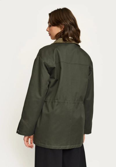 Petra Jacket Chimera