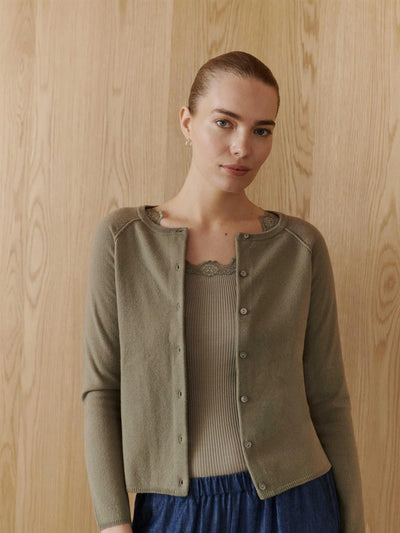 Laica LS O-neck Raglan Cardigan laurel oak