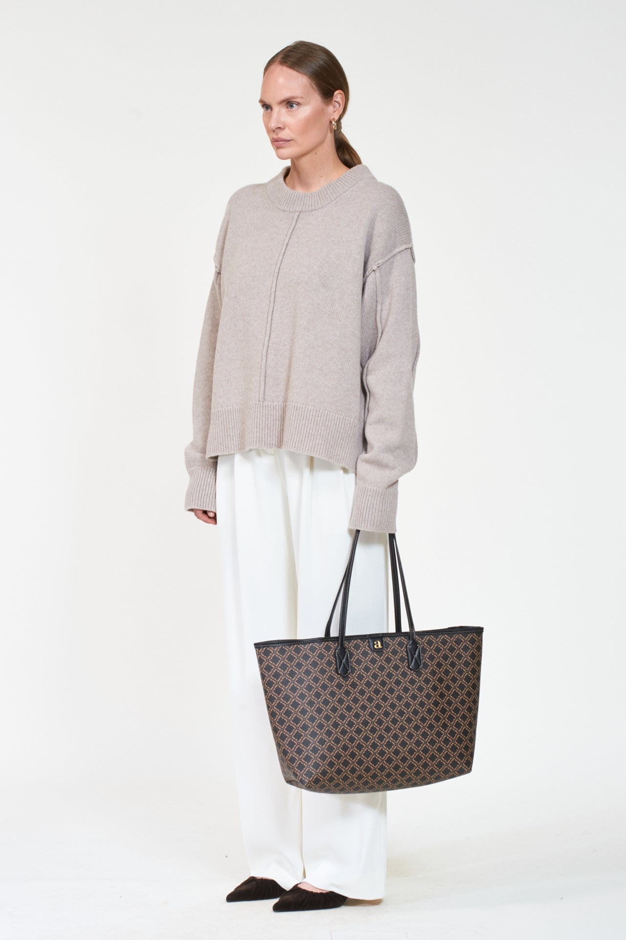Ultimate Monogram Tote Black