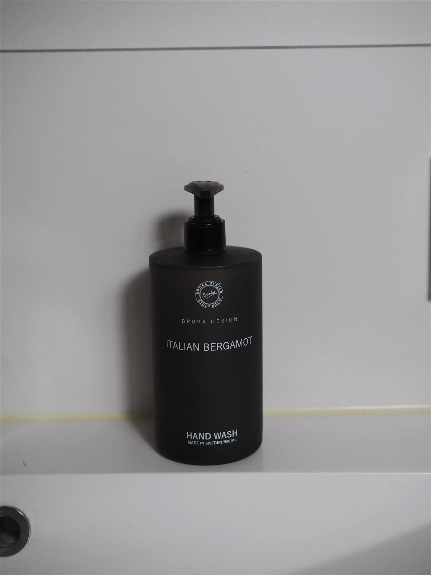 Hand Wash Italian Bergamot, 500ml Black