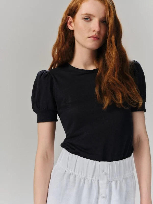 Madeleine linen tee black