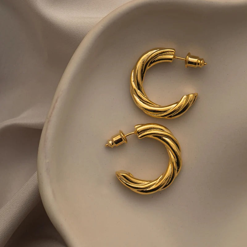 Twist Chubby Hoop Earrings (Gold)
