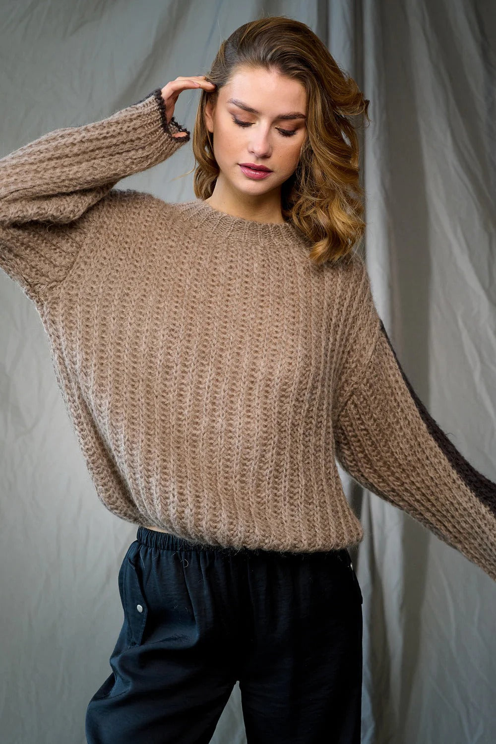 Noel Knit Sweater Camel/Dark brown