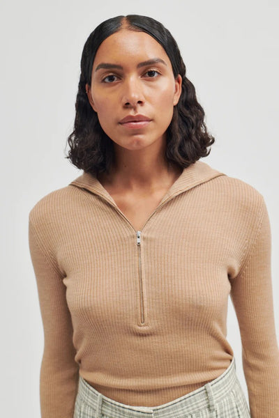 Abida Knit T-Neck Brown