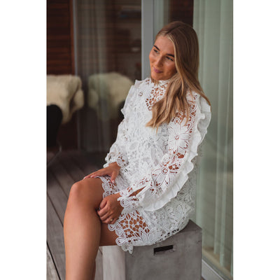 Mira dress white