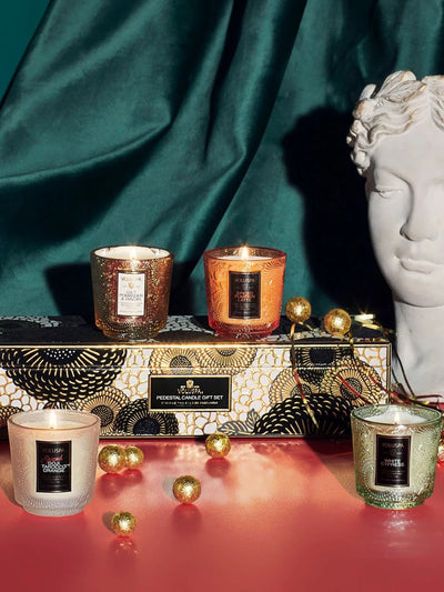 Japonica Holiday 4 petite Pedestal Gift Set
