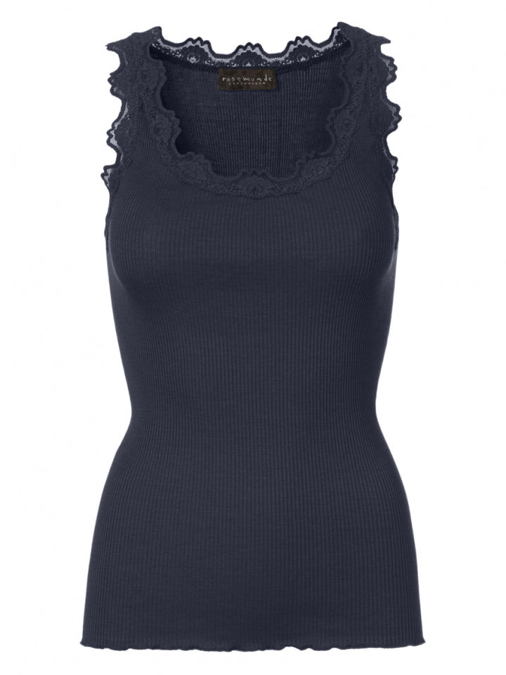 Silk top regular w/vintage lace, navy