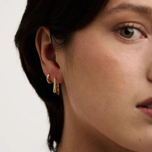 Tapered Square Detail Hoops