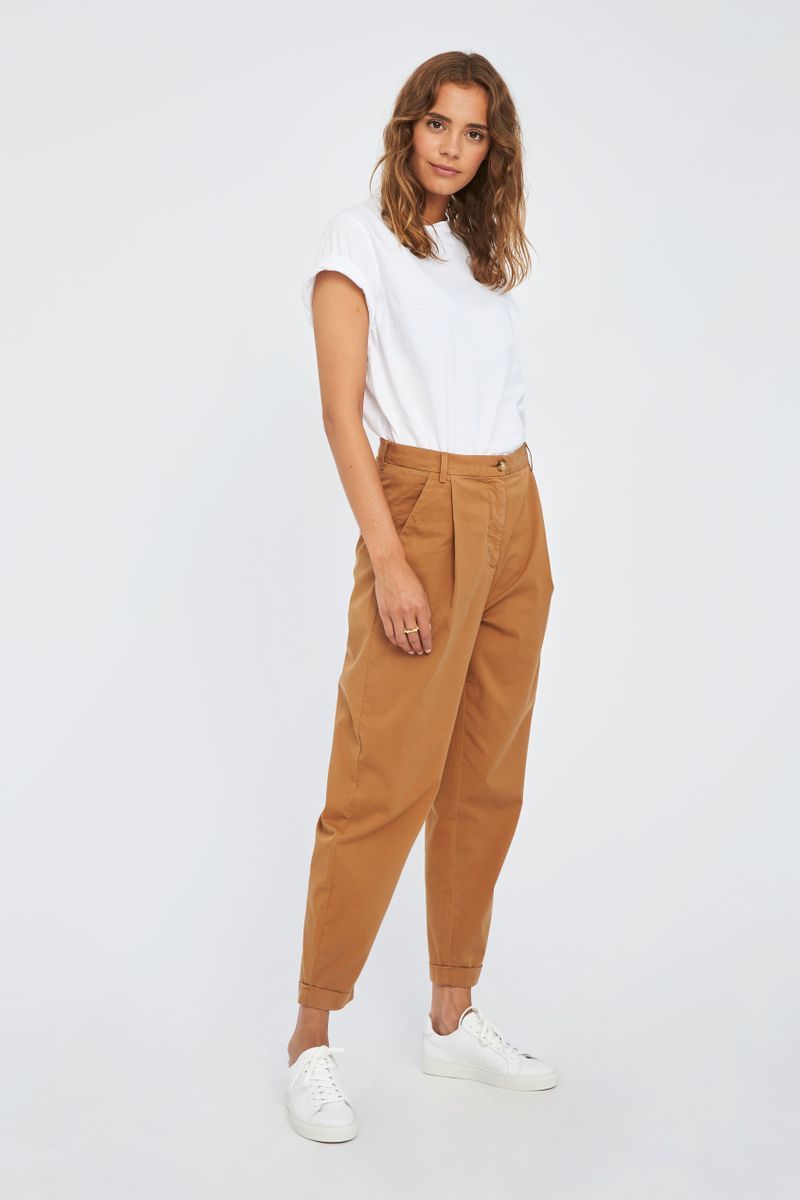 Malou 509 Cashew