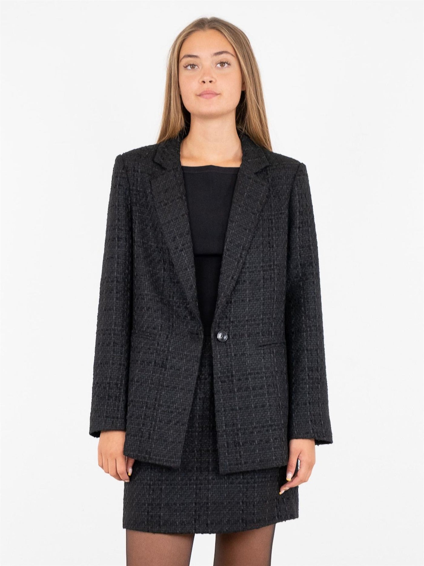 Avery boucle blazer black